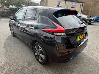 Nissan Leaf 40kWh Tekna Auto 5dr