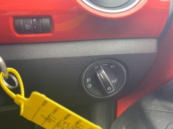 Volkswagen up! 1.0 High up! ASG Euro 5 5dr