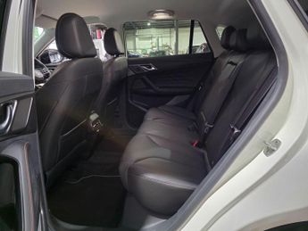 MG MG HS 1.5 T-GDI 24.7kWh Trophy Auto Euro 6 (s/s) 5dr