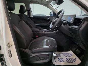 MG MG HS 1.5 T-GDI 24.7kWh Trophy Auto Euro 6 (s/s) 5dr