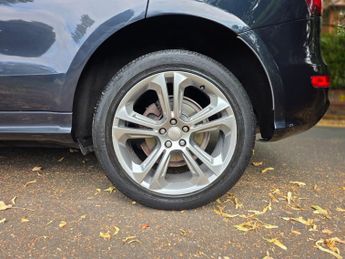 Audi Q5 2.0 TDI S line Plus S Tronic quattro Euro 5 (s/s) 5dr
