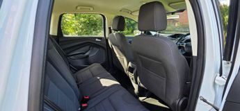 Ford Kuga 2.0 TDCi Zetec Powershift AWD Euro 5 5dr