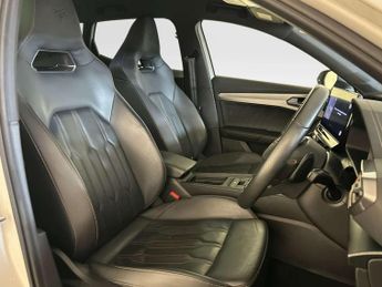 CUPRA Formentor 1.4 eHybrid 12.8kWh V2 SUV 5dr Petrol Plug-in Hybrid DSG Euro 6 