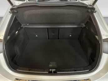 Mercedes-Benz EQA EQA 250 66.5kWh AMG Line SUV 5dr Electric Auto (190 ps)