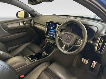 Volvo XC40 Recharge Twin 78kWh Pro SUV 5dr Electric Auto AWD (408 ps)