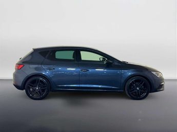 SEAT Leon 1.5 TSI EVO FR Black Edition Hatchback 5dr Petrol Manual Euro 6 