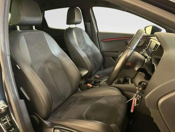 SEAT Leon 1.5 TSI EVO FR Black Edition Hatchback 5dr Petrol Manual Euro 6 