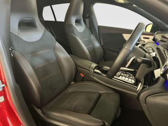 Mercedes-Benz CLA 1.3 CLA250e 15.6kWh AMG Line Night Edition (Premium Plus) Shooti