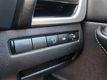 Nissan Qashqai 1.3 DIG-T MHEV N-Connecta XTRON Euro 6 (s/s) 5dr