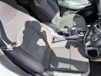 Nissan Juke 1.0 DIG-T N-Connecta DCT Auto Euro 6 (s/s) 5dr