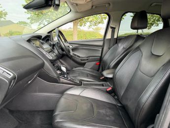 Ford Focus 1.0T EcoBoost Titanium X Auto Euro 6 (s/s) 5dr
