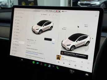 Tesla Model Y (Dual Motor) Long Range Auto 4WDE 5dr