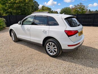 Audi Q5 2.0 TFSI SE SUV 5dr Petrol Tiptronic quattro Euro 5 (s/s) (225 p