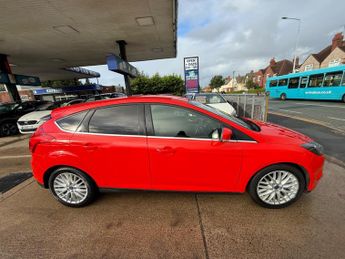 Ford Focus 1.6 Zetec Navigator Powershift Euro 5 5dr