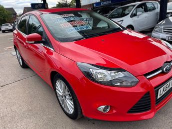 Ford Focus 1.6 Zetec Navigator Powershift Euro 5 5dr