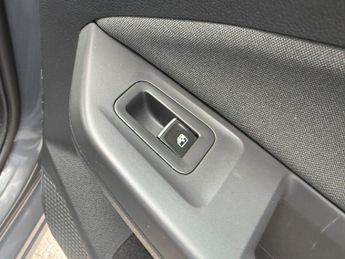 Volkswagen Golf 1.5 eTSI MHEV Life DSG Euro 6 (s/s) 5dr