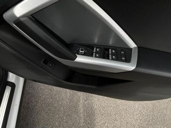 Audi Q3 SPORT 35 TDI S-A