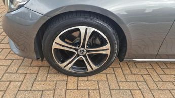 Mercedes-Benz E Class 2.0 E220d SE G-Tronic+ Euro 6 (s/s) 4dr