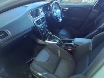 Volvo V40 1.5 T3 Momentum Nav Plus Auto Euro 6 (s/s) 5dr