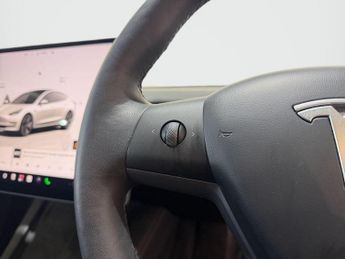 Tesla Model 3 (Dual Motor) Long Range Auto 4WDE 4dr