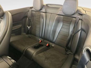 Mercedes-Benz E Class 2.0 E300 GPF AMG Line (Premium) Cabriolet 2dr Petrol G-Tronic+ E