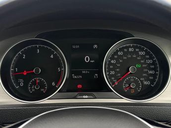 Volkswagen Golf 2.0 TDI BlueMotion Tech Match DSG Euro 5 (s/s) 5dr