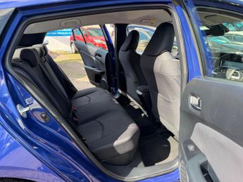 Toyota Prius 1.8 VVT-h Business Edition Plus Hatchback 5dr Petrol Hybrid CVT 