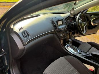 Vauxhall Insignia 2.0 CDTi SRi Auto Euro 5 5dr