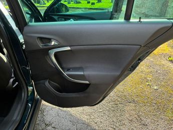 Vauxhall Insignia 2.0 CDTi SRi Auto Euro 5 5dr