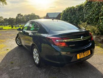 Vauxhall Insignia 2.0 CDTi SRi Auto Euro 5 5dr