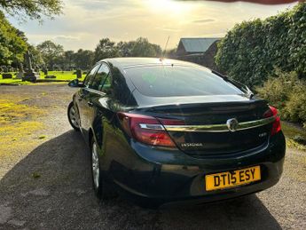 Vauxhall Insignia 2.0 CDTi SRi Auto Euro 5 5dr