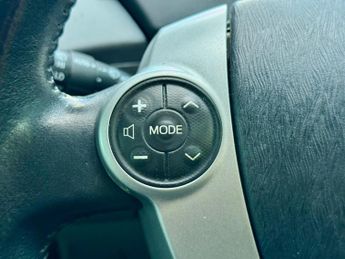 Toyota Prius 1.5 CVT 4dr