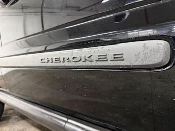 Jeep Cherokee 2.8 TD Sport 4x4 5dr