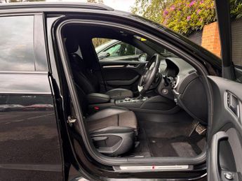 Audi A3 2.0 TFSI Black Edition Sportback S Tronic quattro Euro 6 (s/s) 5