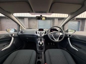 Ford Fiesta 1.4 TDCi DPF Edge 5dr