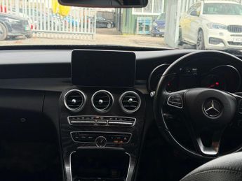 Mercedes-Benz C Class 2.0 C350e 6.4kWh Sport (Premium Plus) G-Tronic+ Euro 6 (s/s) 4dr