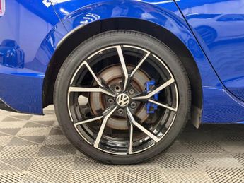 Volkswagen Golf 2.0 TSI R DSG 4Motion Euro 6 (s/s) 5dr