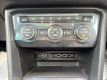 Volkswagen Tiguan 2.0 TDI SEL DSG 4Motion Euro 6 (s/s) 5dr