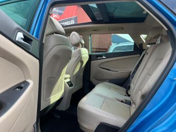 Hyundai TUCSON 2.0 CRDi Premium SE Auto 4WD Euro 6 5dr