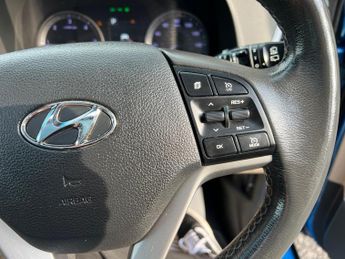 Hyundai TUCSON 2.0 CRDi Premium SE Auto 4WD Euro 6 5dr