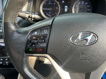 Hyundai TUCSON 2.0 CRDi Premium SE Auto 4WD Euro 6 5dr