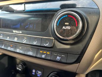 Hyundai TUCSON 2.0 CRDi Premium SE Auto 4WD Euro 6 5dr