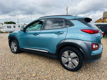 Hyundai KONA 64kWh Premium Auto 5dr (7kW Charger)