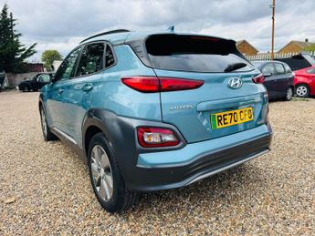 Hyundai KONA 64kWh Premium Auto 5dr (7kW Charger)
