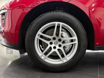 Porsche Macan 3.0 V6 S PDK 4WD Euro 6 (s/s) 5dr