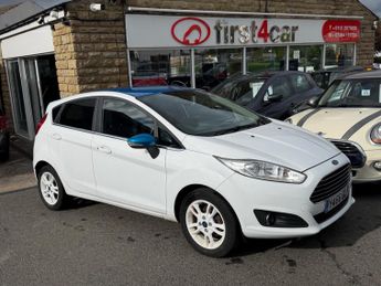 Ford Fiesta 1.0T EcoBoost Zetec White Edition Euro 6 (s/s) 5dr