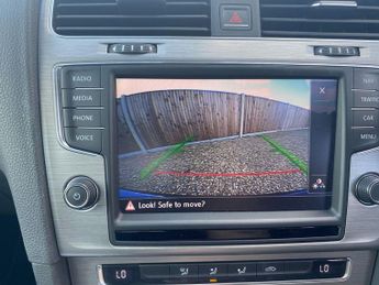 Volkswagen Golf 1.2 TSI BlueMotion Tech S DSG Euro 5 (s/s) 5dr
