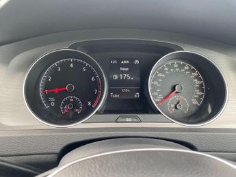Volkswagen Golf 1.2 Bluemotion SE Tech 5dr Auto Euro 6