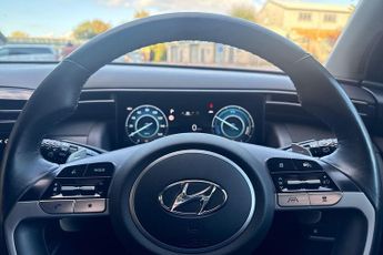 Hyundai TUCSON 1.6 TGDi Plug-in Hybrid Premium 5dr 4WD Auto