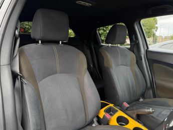 Nissan Juke 1.2 DIG-T Acenta Premium Manual 6Spd Euro 5 (s/s) 5dr